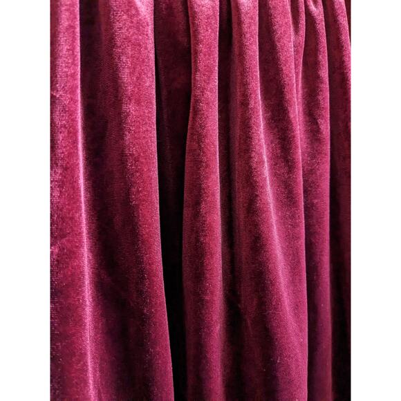 NWT WORLD MARKET Burgundy Velvet Off-Shoulder Top Size S/M - Picture 5 of 9